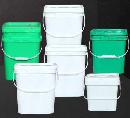 1.2 Kg Ember Plastik Berkuadrat Tahan Dampak dengan Handle Termasuk