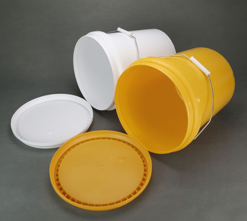Custom Color 5 Gallon Plastik Ember Dengan Snap On Tutup Dan Handle Untuk Penggunaan Industri