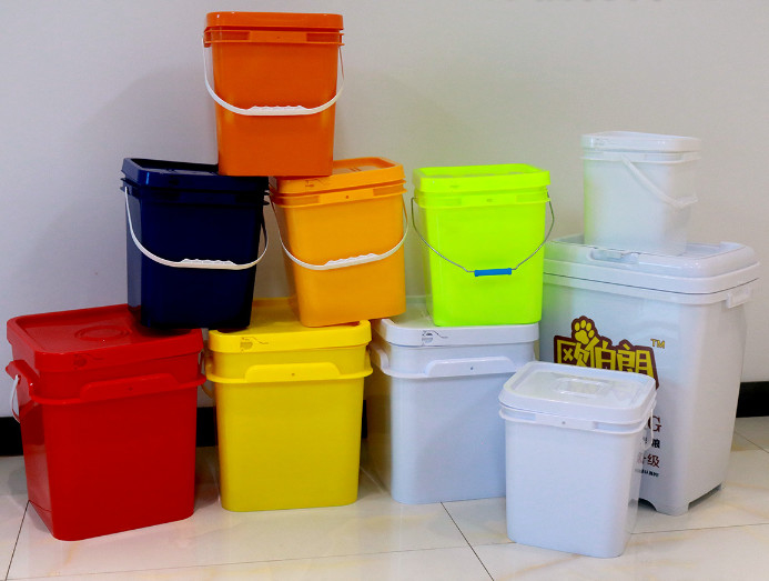 Bakul plastik persegi putih tahan kimia dengan pencetakan IML untuk pilihan penyimpanan yang tahan lama