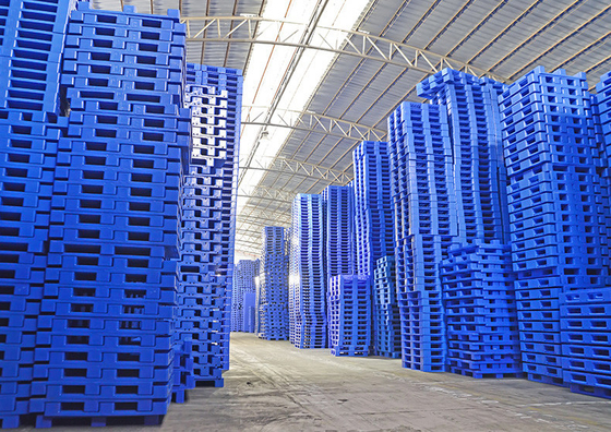Euro Plastic Hdpe Heavy Duty Pallet Sesuaikan Seluruh Pe Campuran Tahan Lama