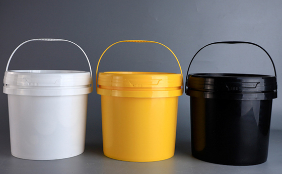 Daya tahan Dijamin Bucket Plastik Bulat Ketebalan 0,8-1,5mm Kapasitas 4L