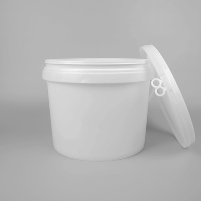 Bucket cat plastik merah dengan tutup tahan lama dan