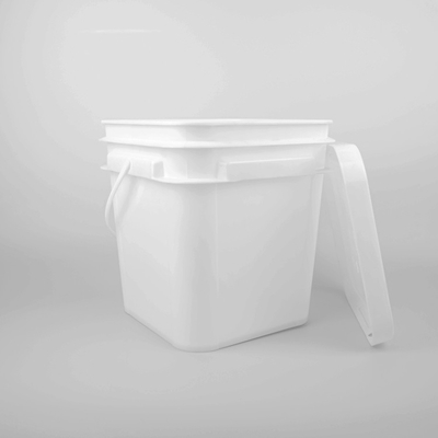 1.2 Kg Ember Plastik Berkuadrat Tahan Dampak dengan Handle Termasuk