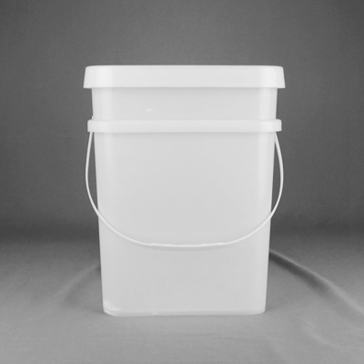 Bucket Persegi Tugas Berat Polypropylene 18L Dengan Pegangan Dan Penutup